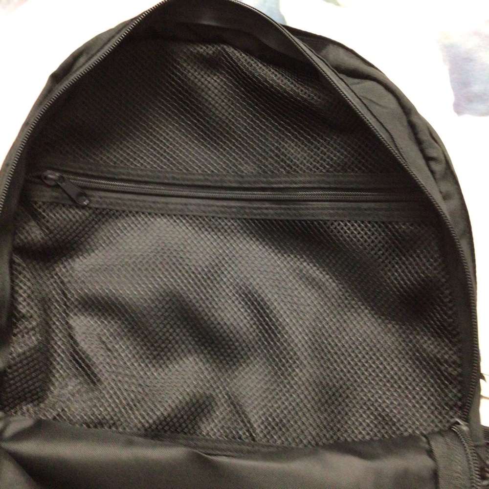 NEW PINK Victoria’s Secret Collegiate Backpack - Picture 12 of 17